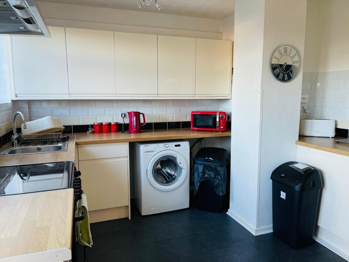 St Ives, King Bed Cosy Home, Parking, Fast Wi Fi St Ives  Exterior foto